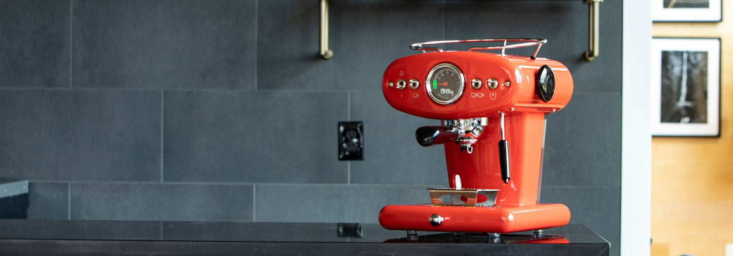 illy X1 iperEspresso Anniversary 1935 Machine - Red