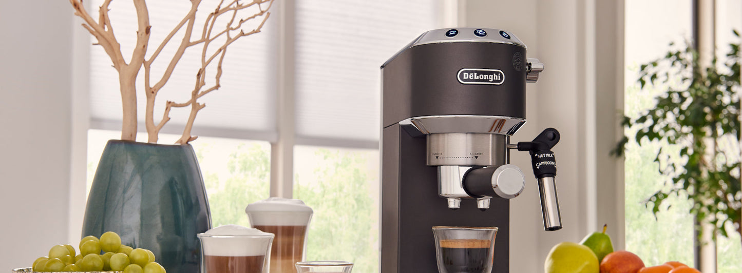 DeLonghi EC685BK Dedica Deluxe Espresso Machine - Black