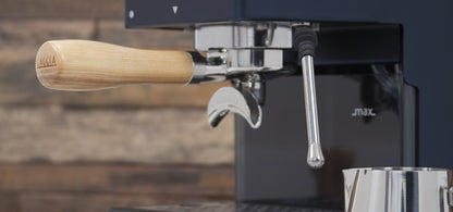 Gaggia Classic Prestige in Classic Blue