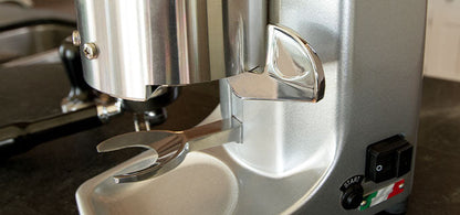 Quamar M80 Dosing Espresso Grinder with Timer in Silver