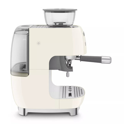 Smeg EGF03CRUK Retro Espresso Coffee Machine with Grinder in Cream – image 4 of 8